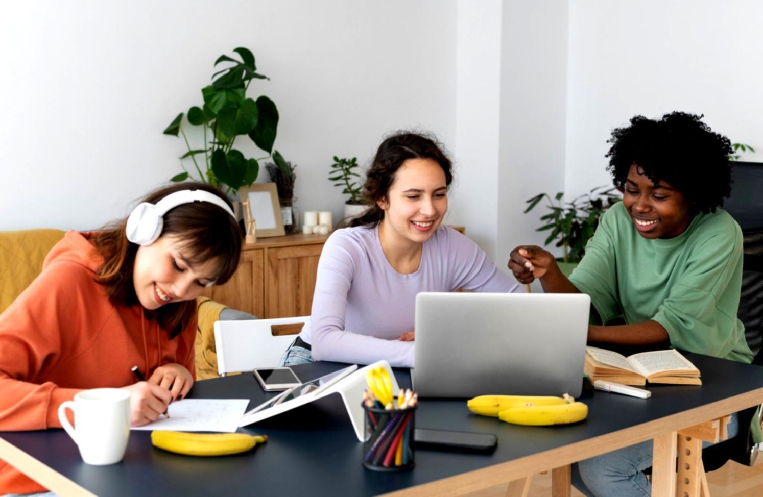 Geschäftliche Budgetplanung am Arbeitsplatz